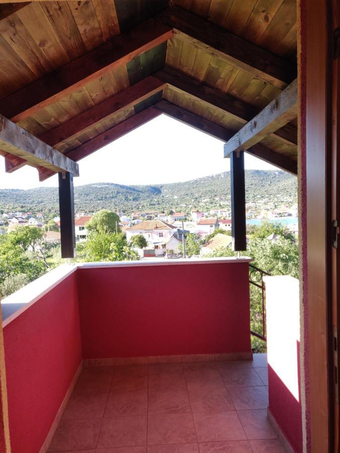 Guest House Maslina Vinišće المظهر الخارجي الصورة